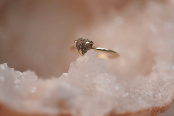 14k-gold-Raw-Diamond-Claw-ring